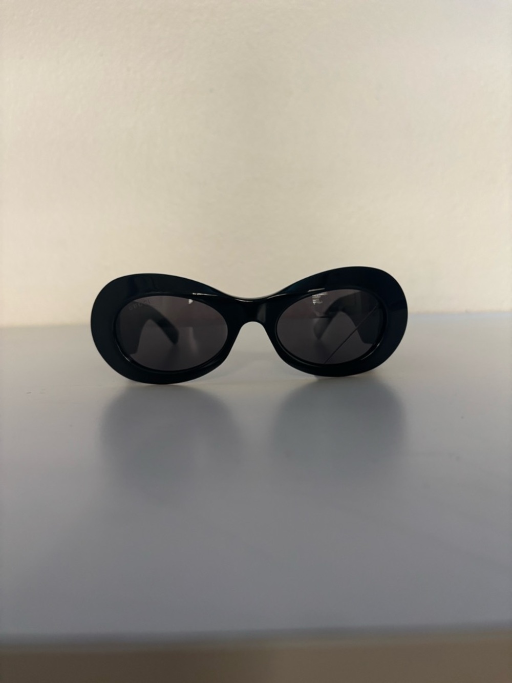 Authentic Gucci Sunglasses – Complete Set with Case & Tags